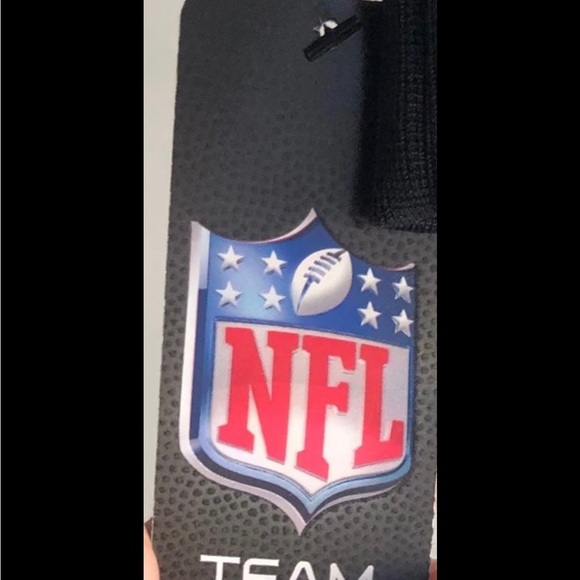 NEW Steelers Sweatshirt with Tags - Picture 3 of 3